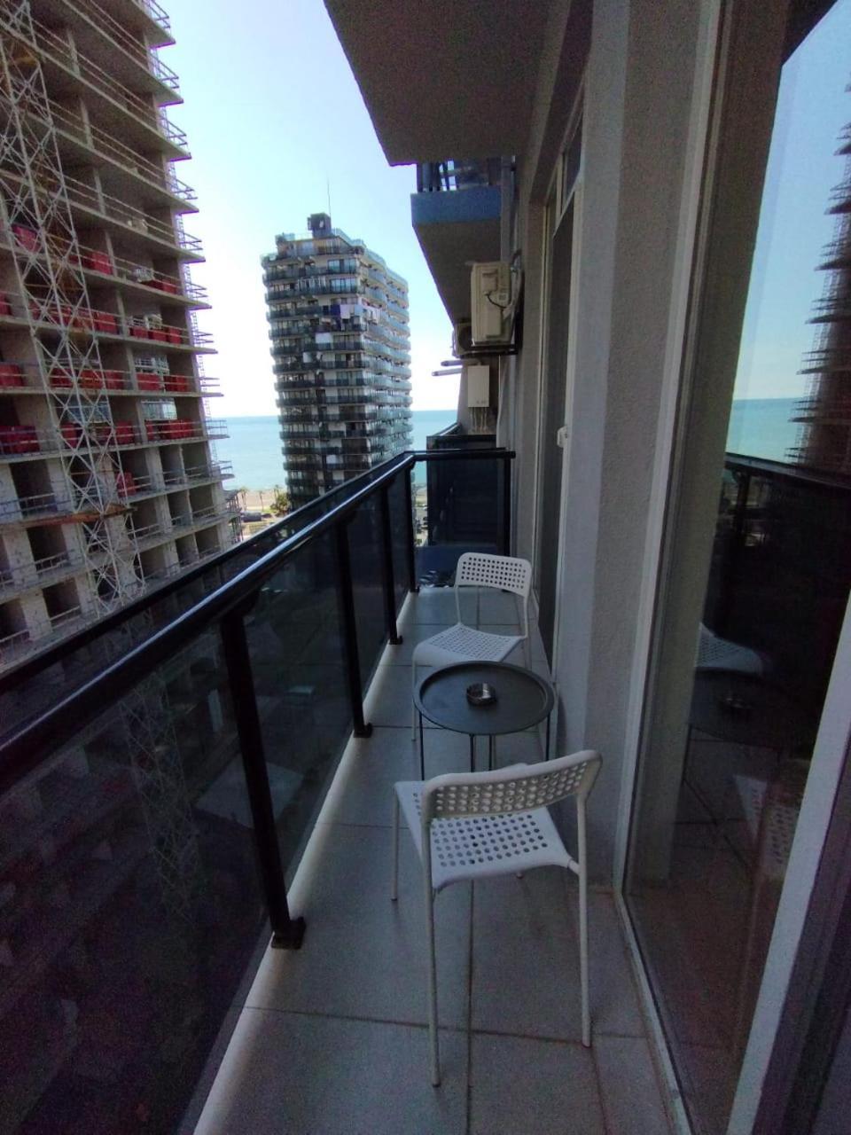 Davka Apartments Batumi Exterior foto